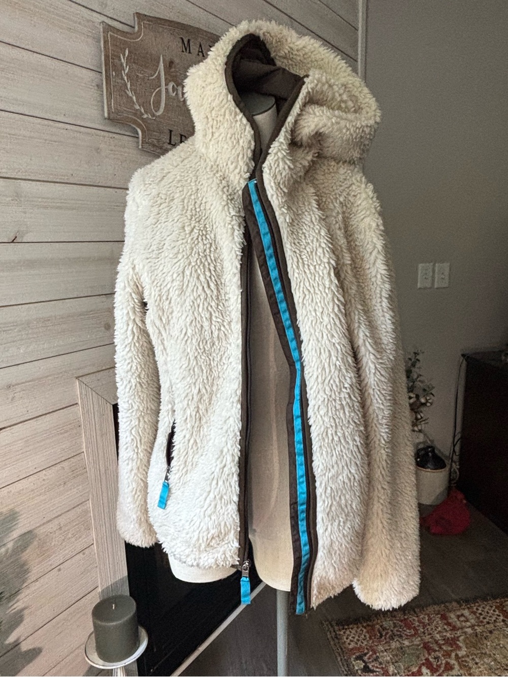 Patagonia women’s Retro X Cardigan Jacket with Hood